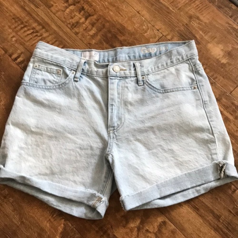 Gap Sexy Boyfriend Jean Shorts